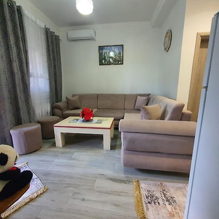 Vokopola Villa ซารานเดอ ภายนอก รูปภาพ