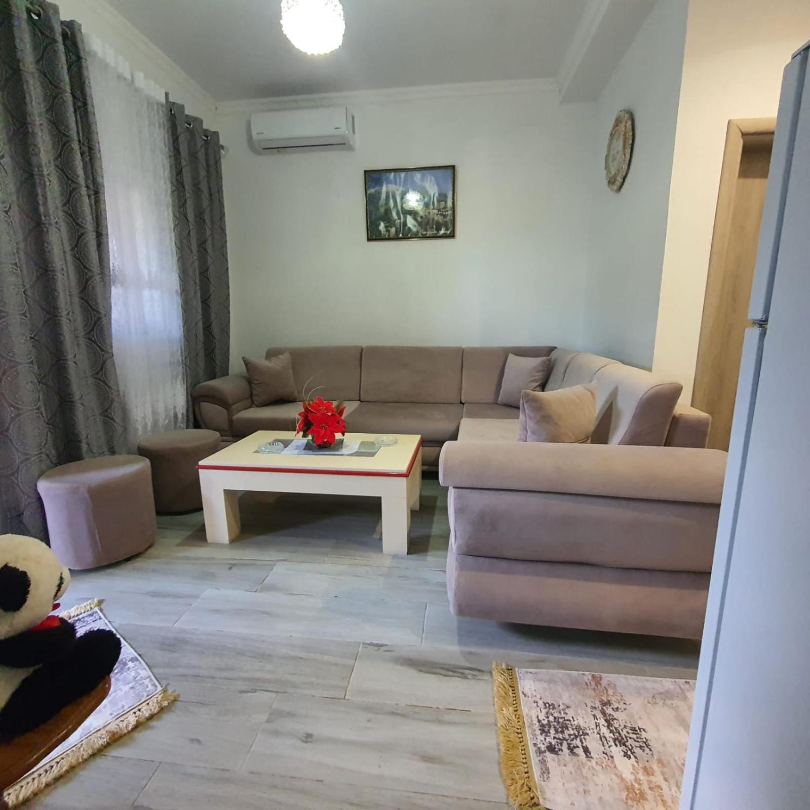 Vokopola Villa ซารานเดอ ภายนอก รูปภาพ