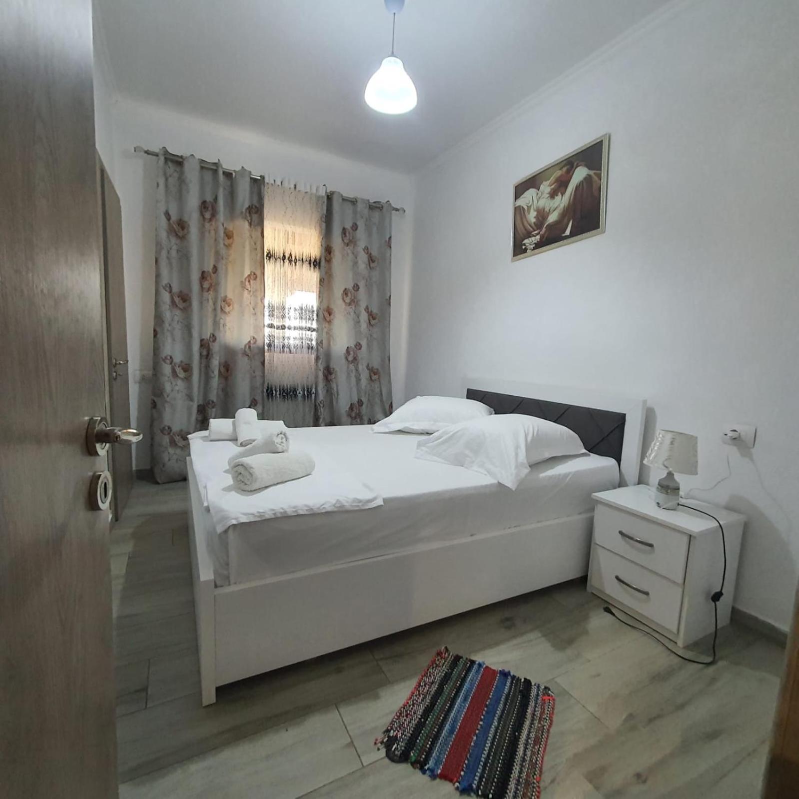 Vokopola Villa ซารานเดอ ภายนอก รูปภาพ